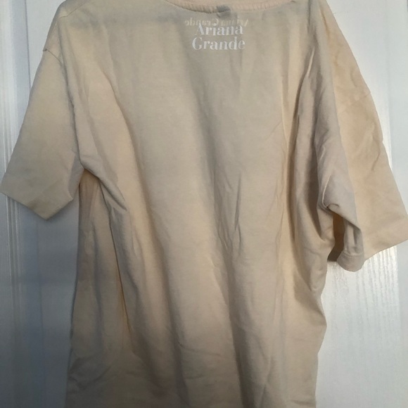 Ariana Grande 7 Rings T-shirt - Picture 4 of 4